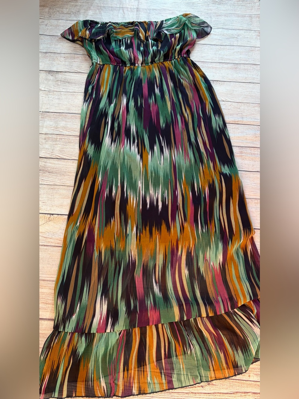 Sleeveless Multi-Color Printed Maxi Dress Size Medium